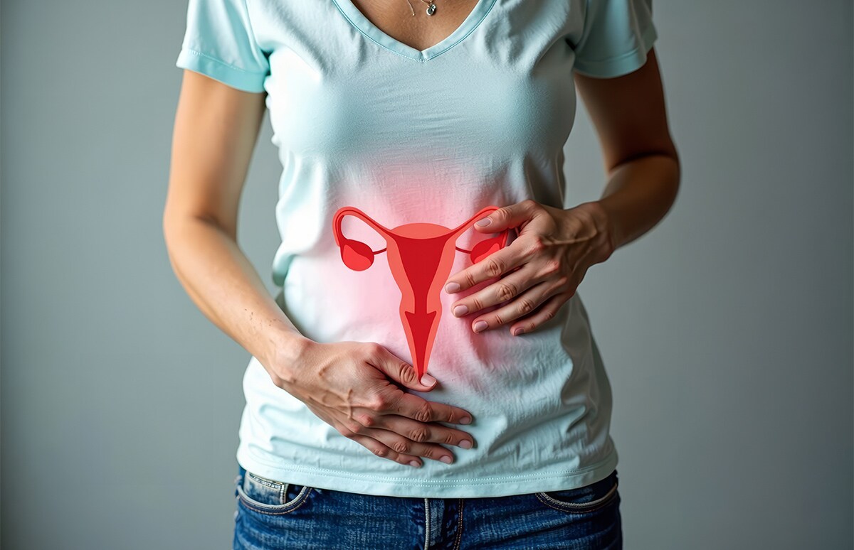 Gráfica del aparato reproductor femenino sobre la imagen de una mujer