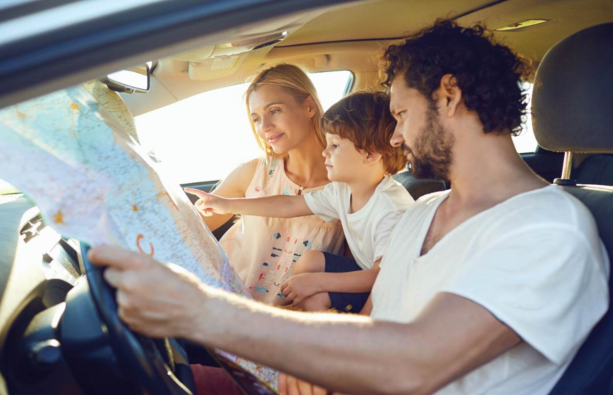 Con las vacaciones de Navidad a la vuelta de la esquina quizás te hagan falta ideas para hacer un viaje con los niños.