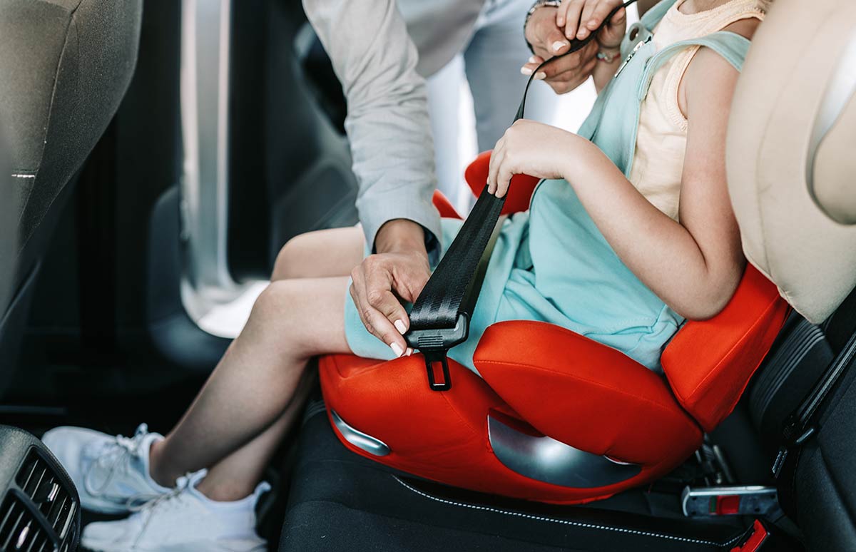 Si tus hijos están creciendo, seguro que te gustaría asegurarte de la altura a la que puedes quitarle la silla de seguridad en el coche.