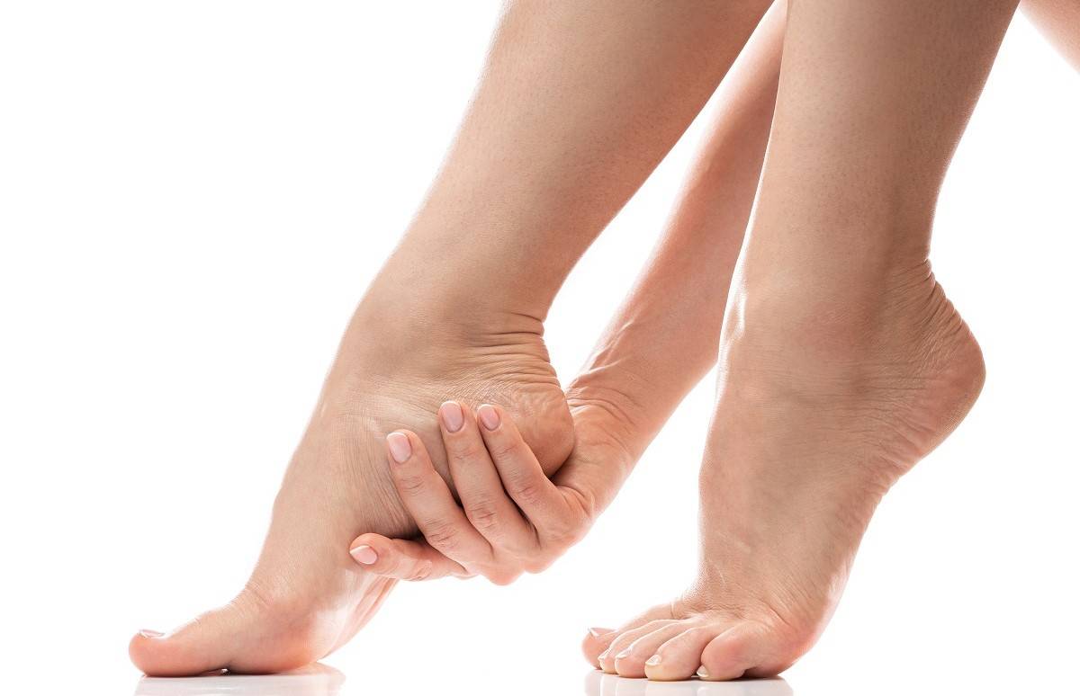 Si quieres tener en buen estado la parte del cuerpo que te sostiene durante todo el día, aprende cómo cuidar tus pies.