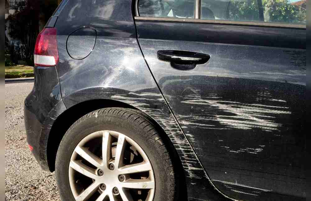 Por unas cosas o por otras, culpa nuestra o de otros conductores, la realidad es que por más que lo cuidemos algún arañazo llevamos en nuestro coche... te contamos qué hacer cuando quieras repararlos.