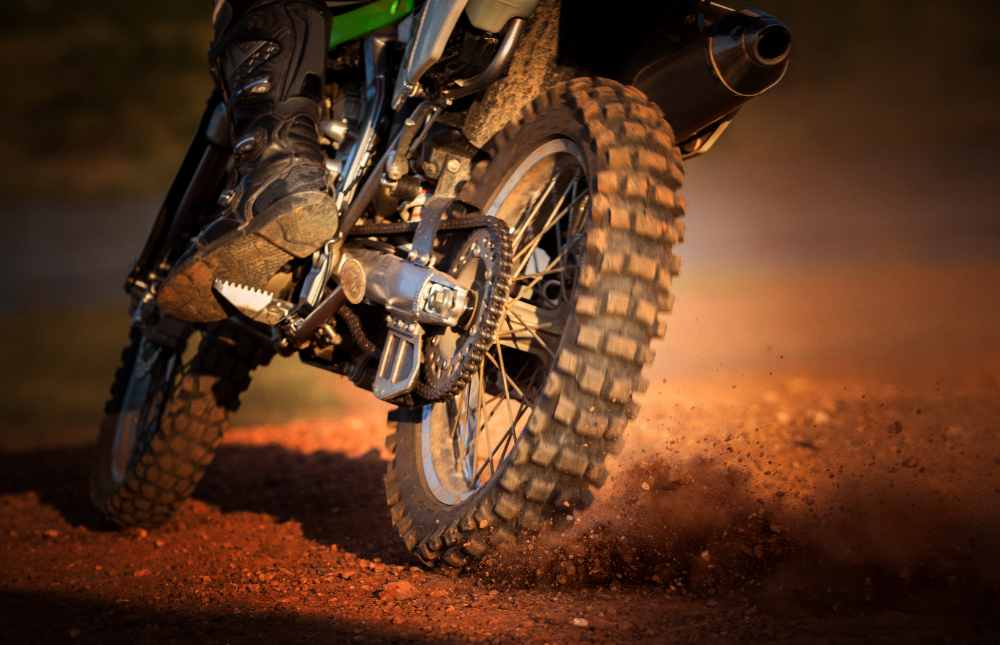 Si tienes un kit de arrastre para tu moto, te explicamos cuándo debes cambiarlo.