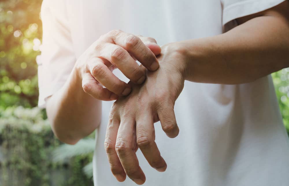 ¿Eres alérgico? Te has planteado si sufres de alergia nerviosa? Te contamos qué es.