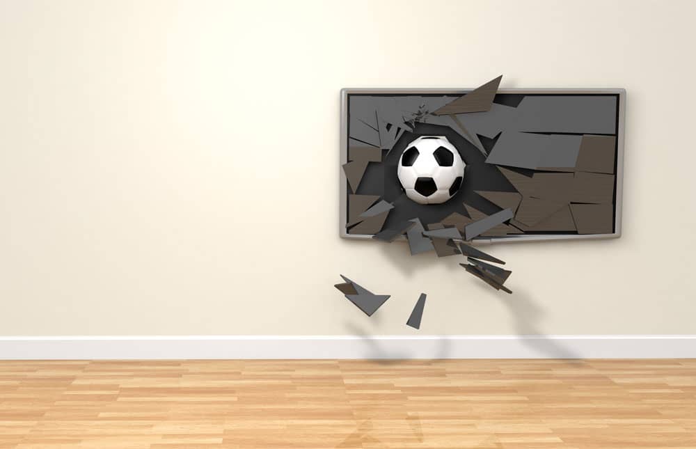 Mi hijo ha roto la televisión, ¿me cubre el seguro?